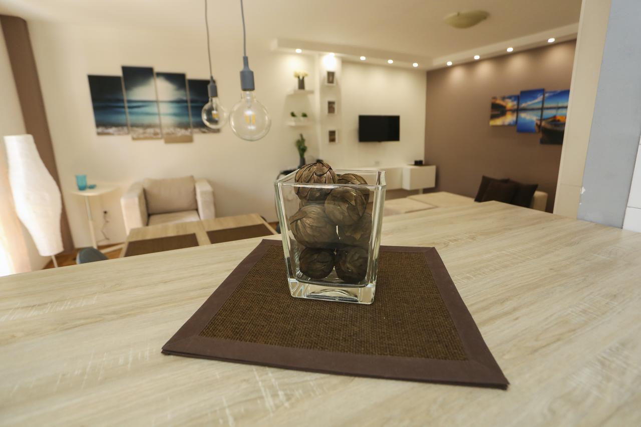Modern Apartment With Free Parking Novi Sad Exterior photo